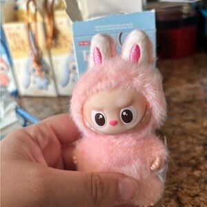 Labubu pin for love U”